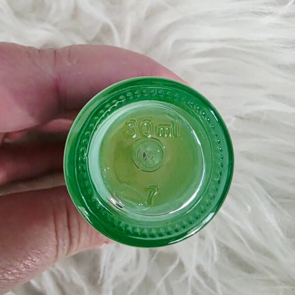 NWT Isle of Paradise Face Self-Tanning Drops Medium - Picture 7 of 7